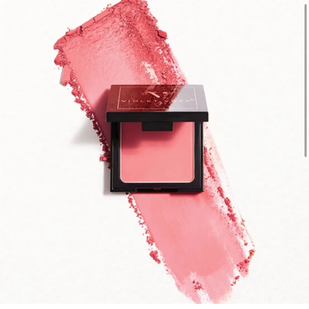 Violet Voss radiant Blush in make me blush NEW